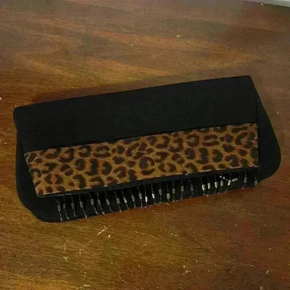 Nubiano New York brand purse clutch with beaded trim